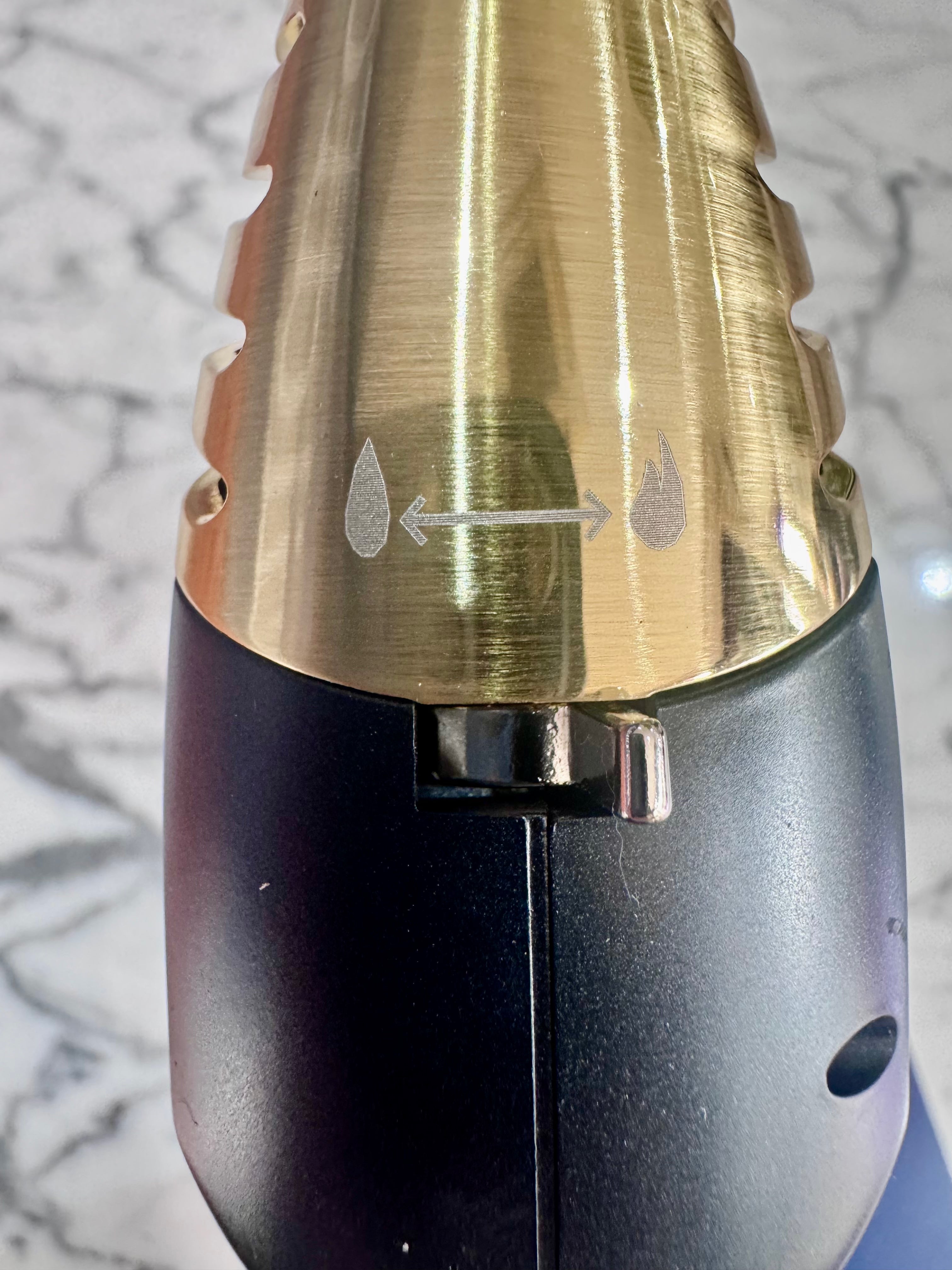 Mantis - Inferno - Dual-flame Jet and Soft Flame Table Lighter - Gold Metal