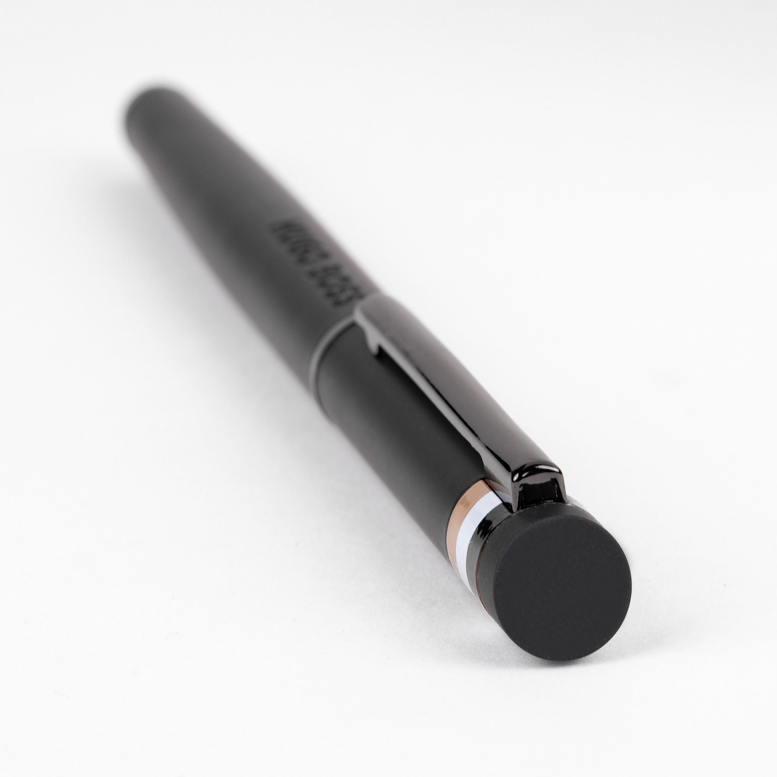 Hugo Boss Loop Black Iconic Fountain Pen