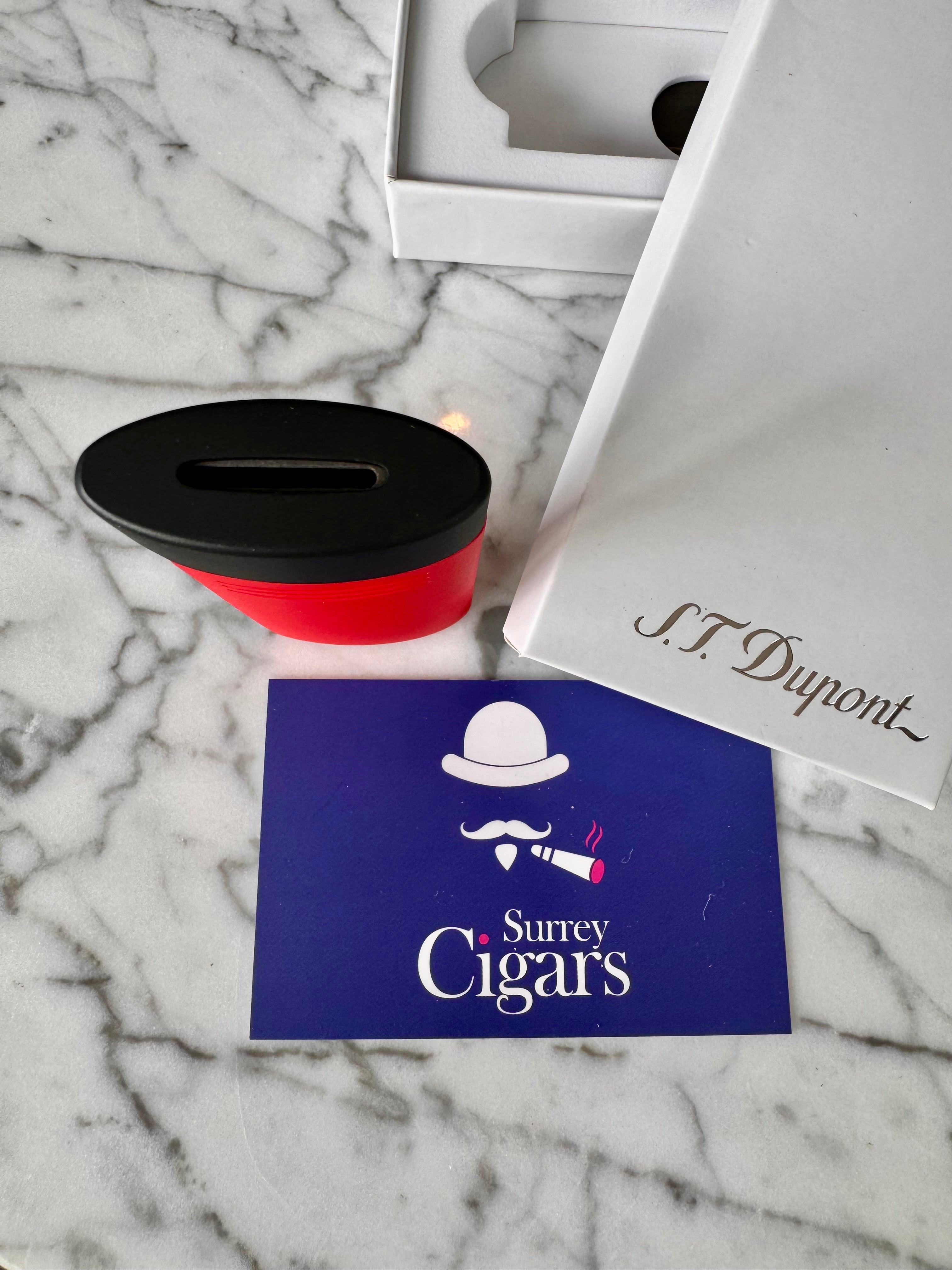 S.T. Dupont MEGAJET MATT BLACK & RED LIGHTER - 020748