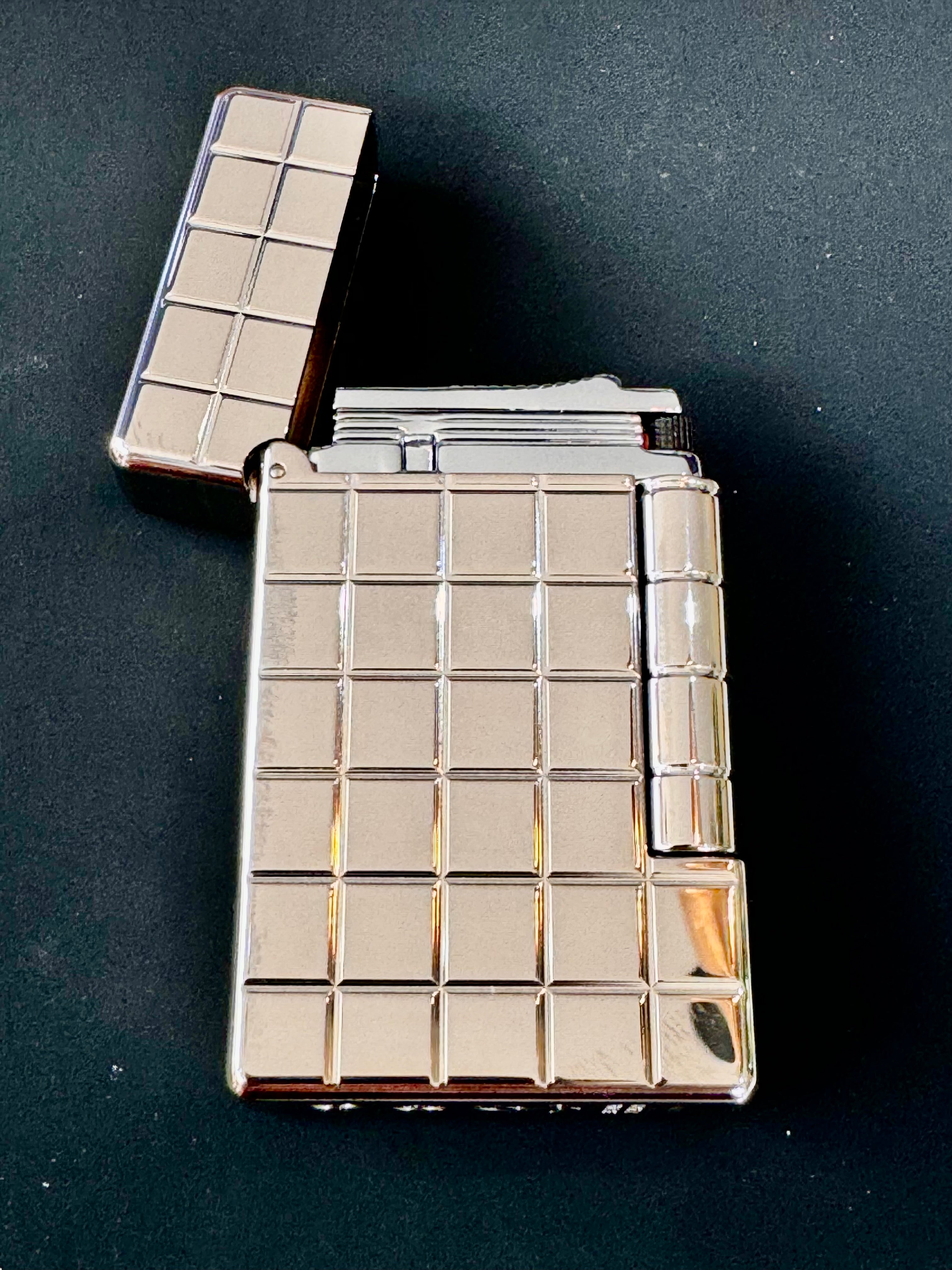 S.T. Dupont Initial White Bronze Lighter 020800B