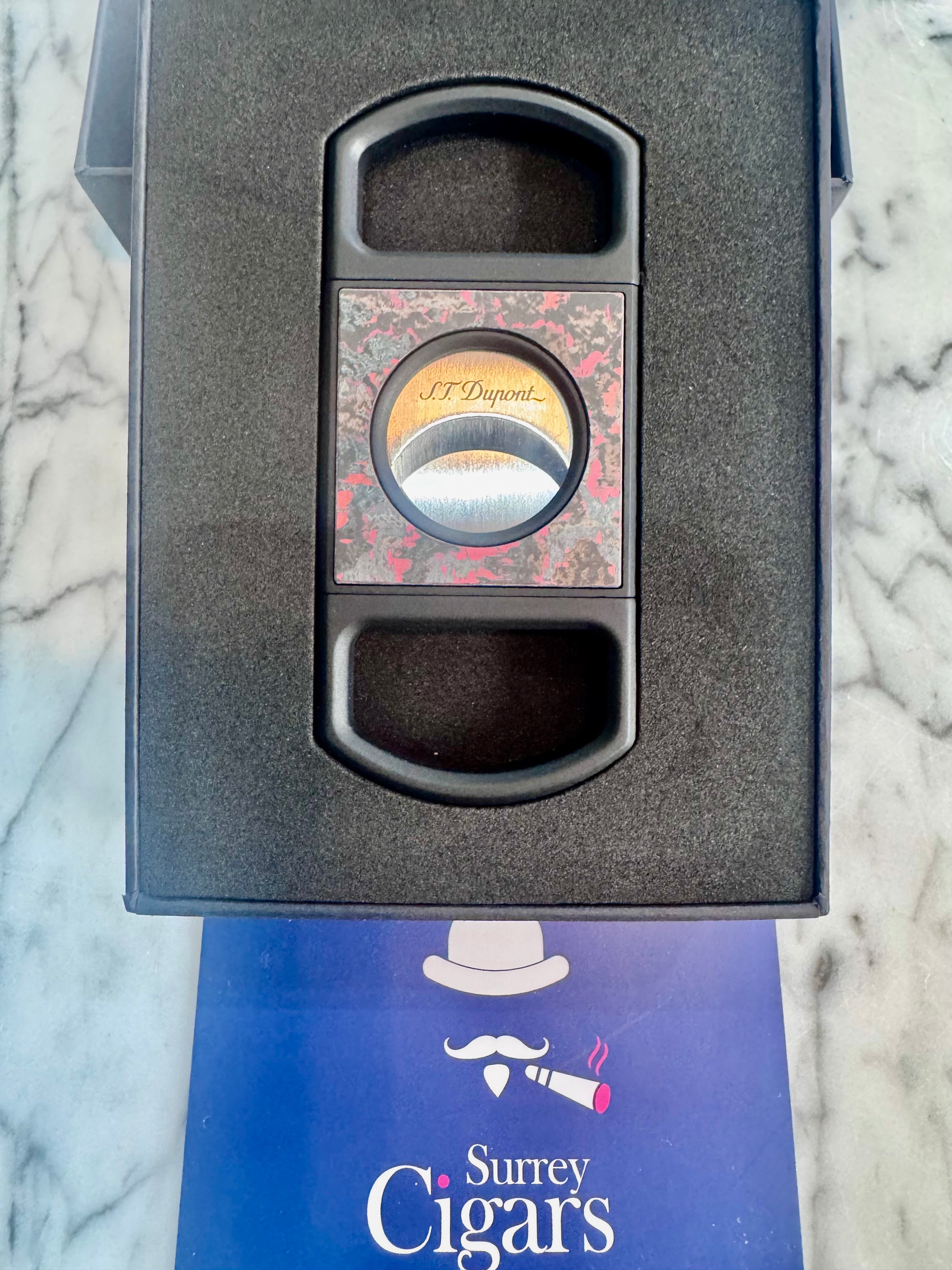 S.T. Dupont Carbon Cigar Cutter Fiery Lava, 003397FL