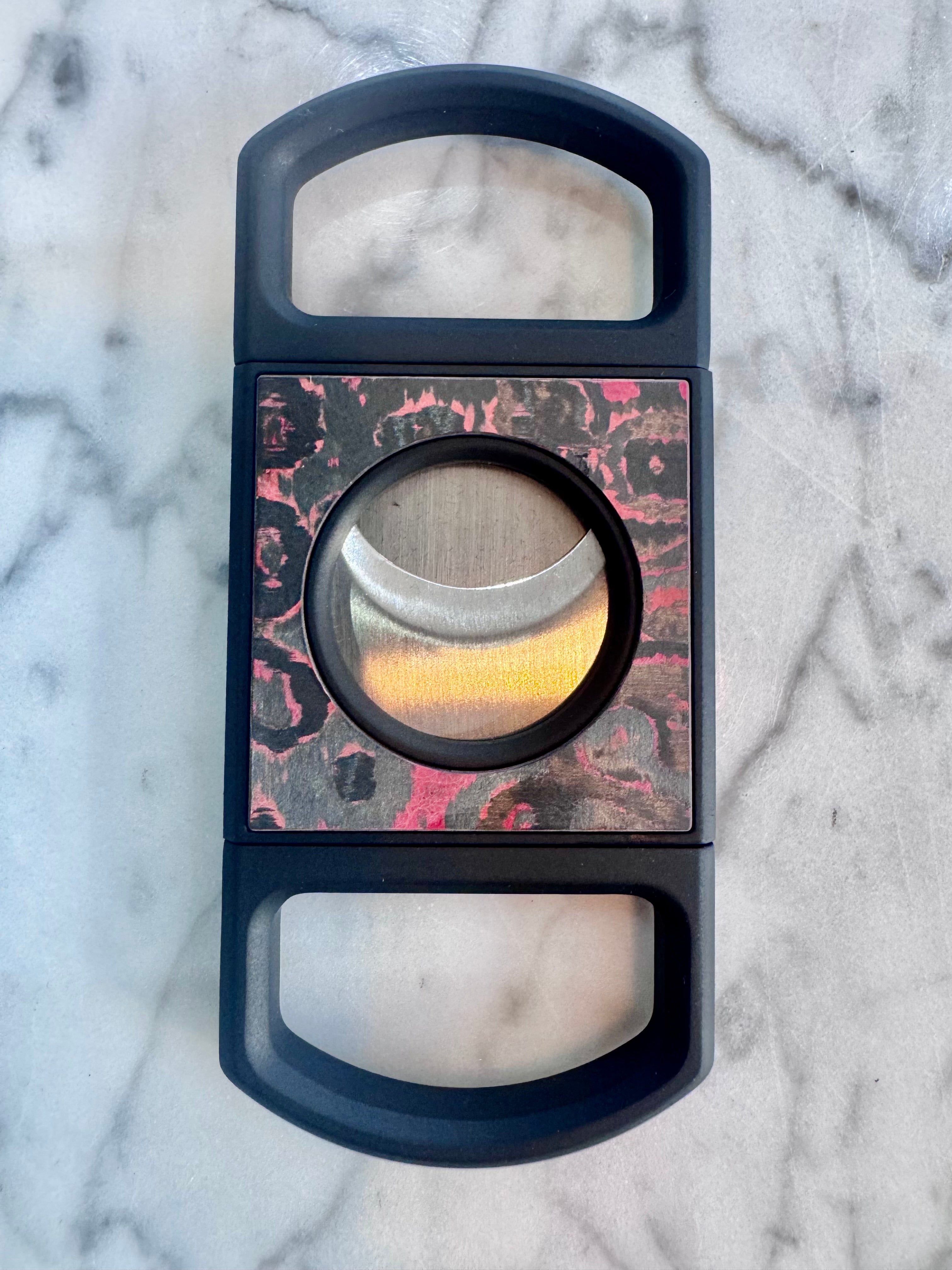 S.T. Dupont Carbon Cigar Cutter Fiery Lava, 003397FL