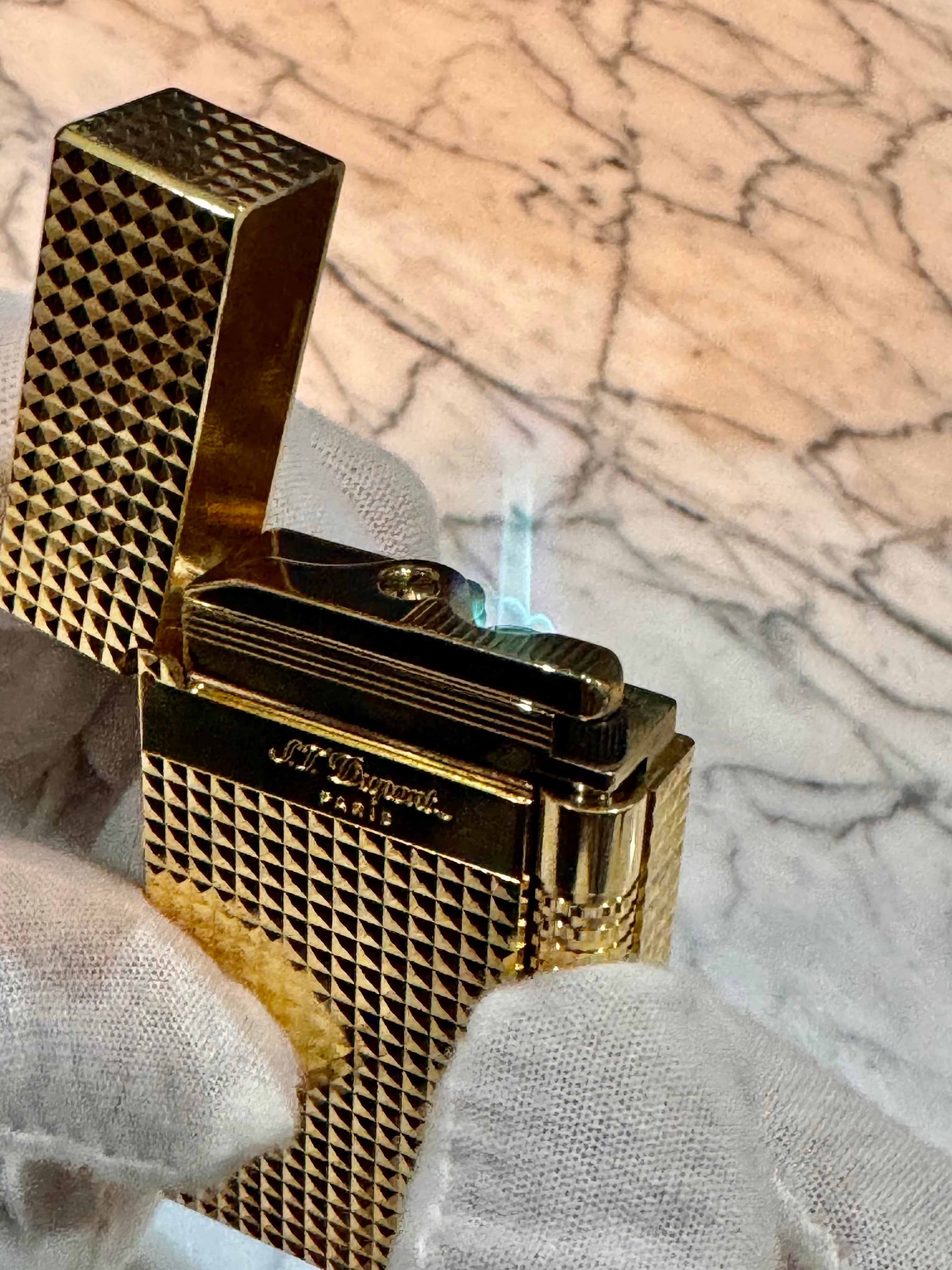 S.T. Dupont Le Grand Yellow Gold Diamond Head Lighter