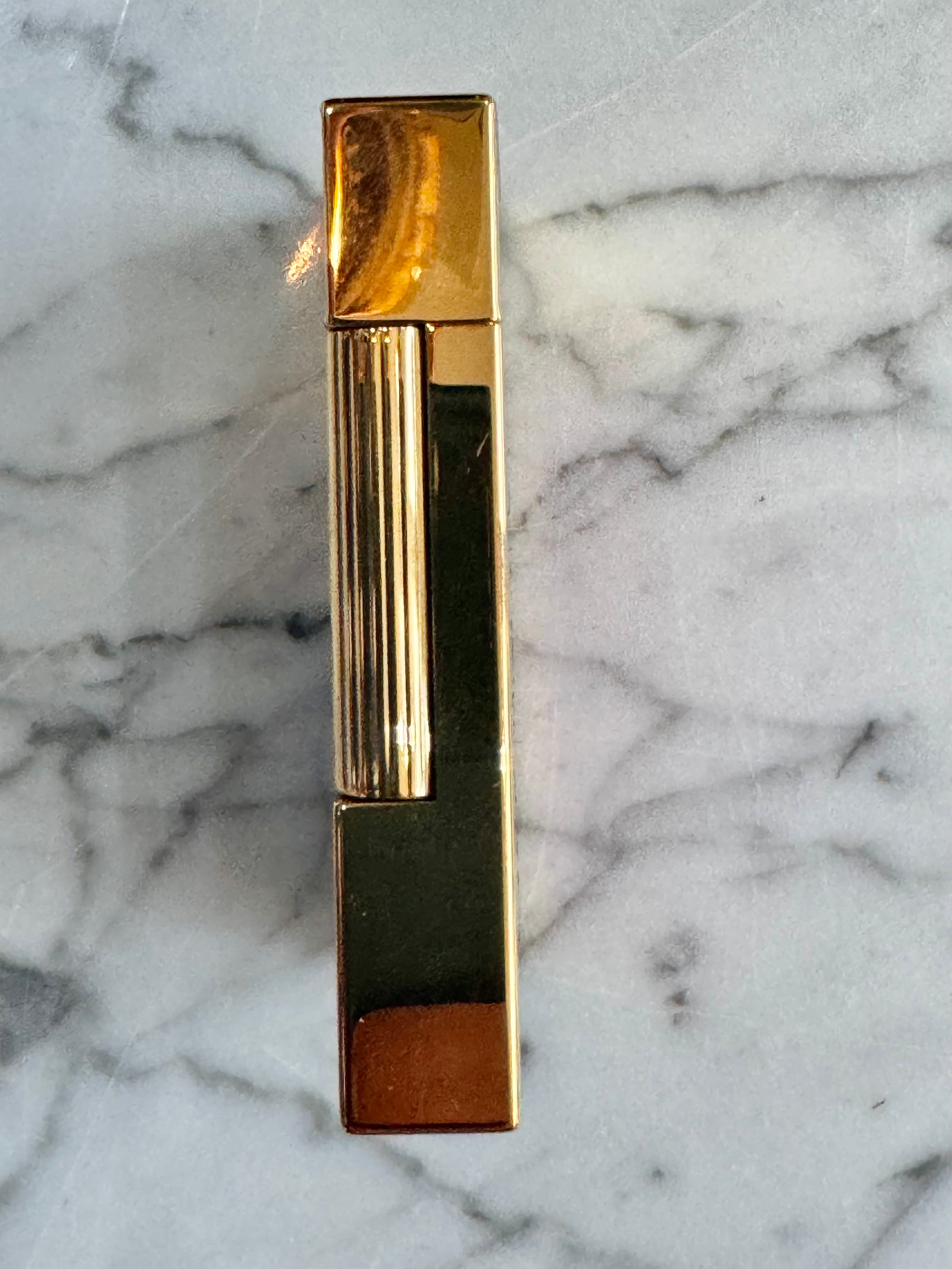 S.T.Dupont Ligne 2 Dragon Red Guilloche Lighter with Yellow Gold Trim