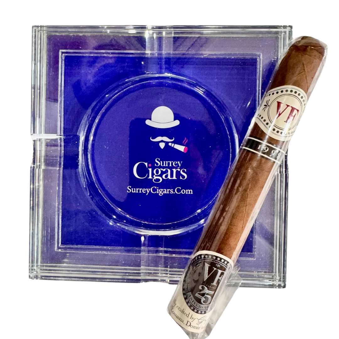 VegaFina 1998 25th Aniversario Cum Laude. Limited to 5,000 numbered boxes of 25 cigars
