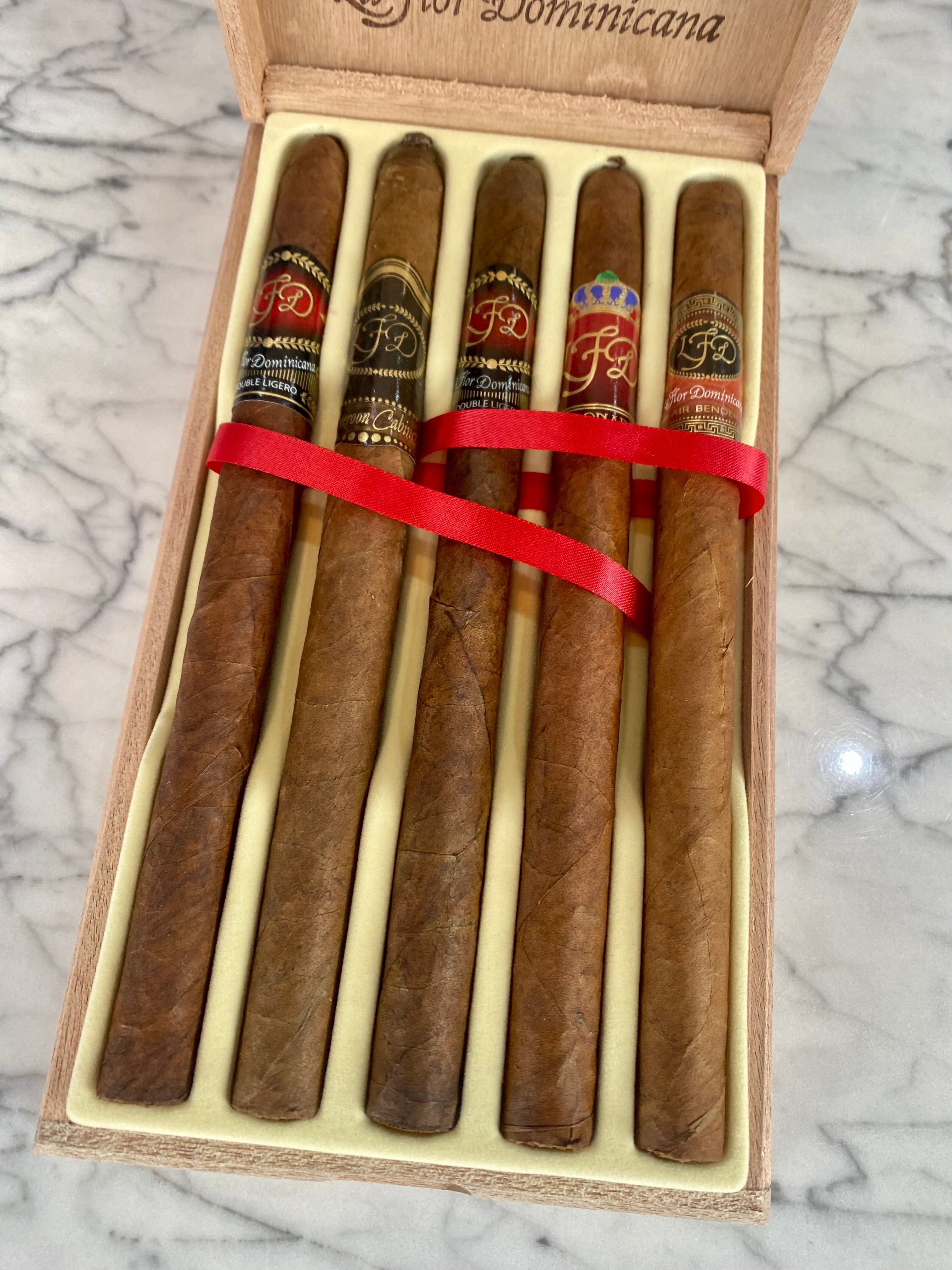 La Flor Dominicana Los Lanceros (Selection of 5 Cigars)