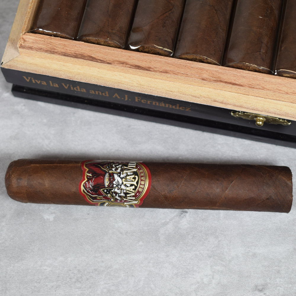 A.J. Fernandez Viva La Vida Robusto