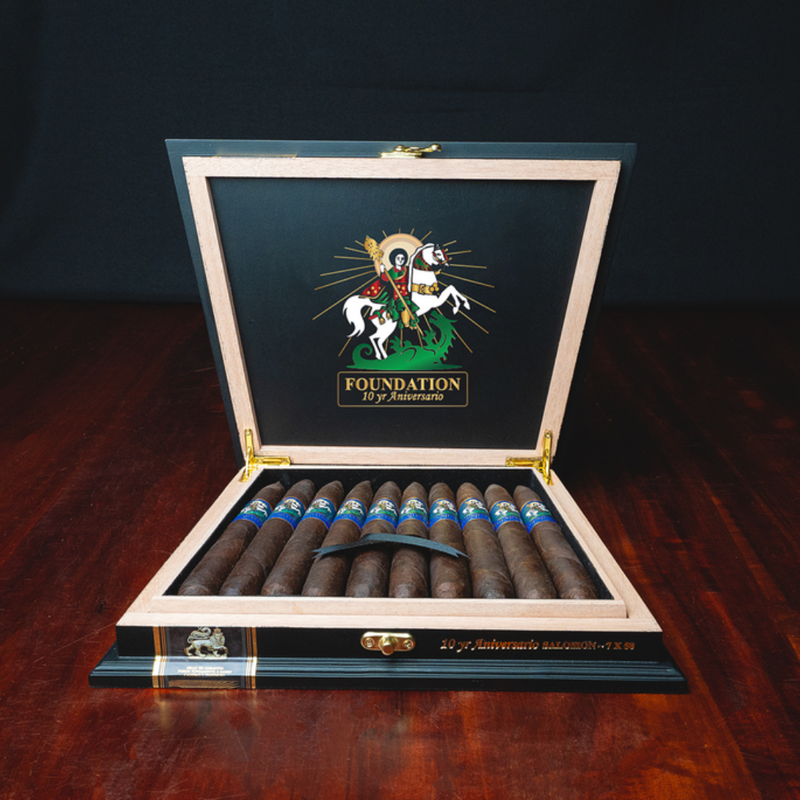 Foundation Cigar Company – 10 Year Anniversary Cigar Box of 10 Cigars