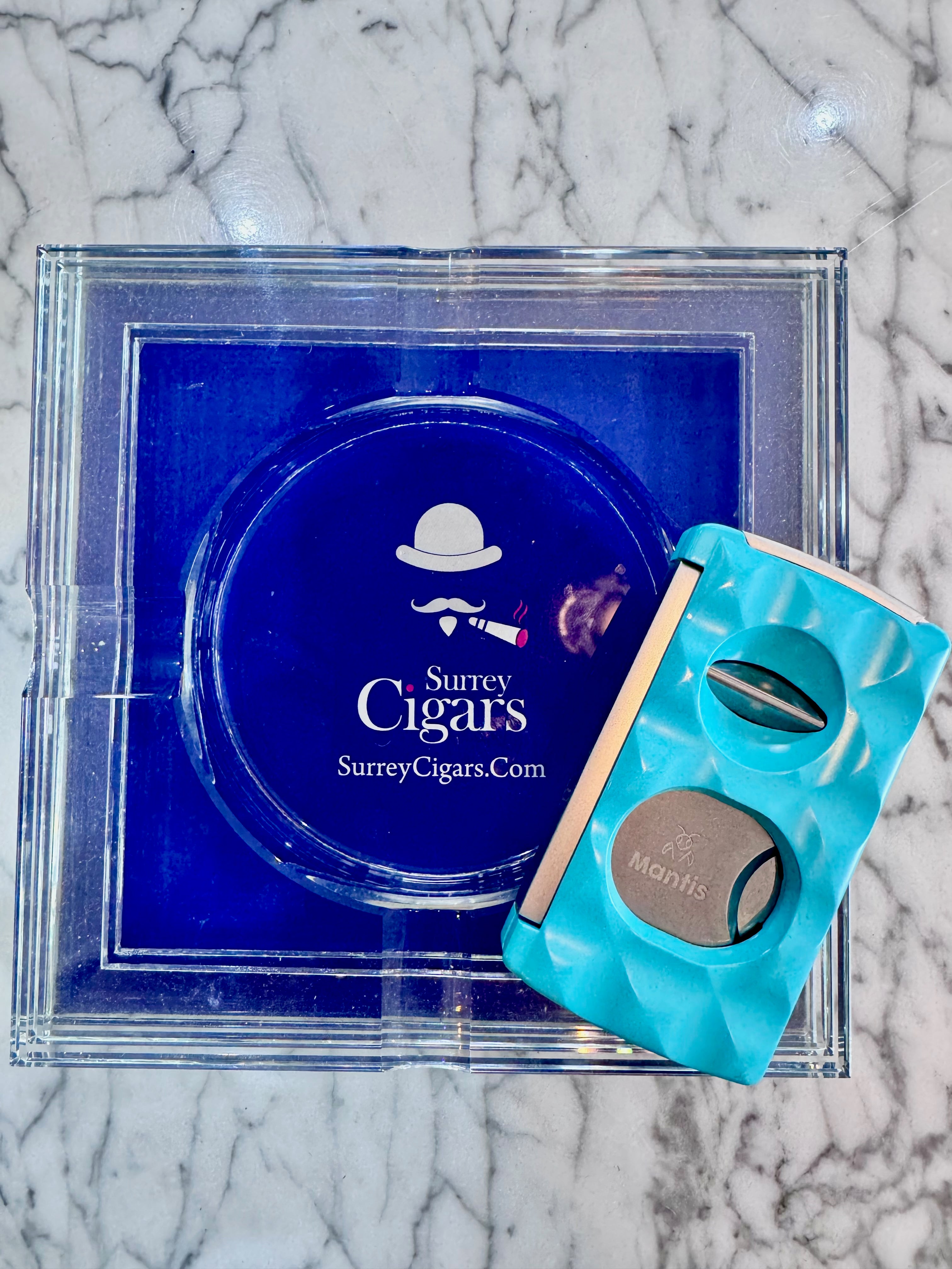 Mantis - Universal - 3 X Cigar Cutter - Straight Cut +  V-Cut + Punch Cutter in Yellow