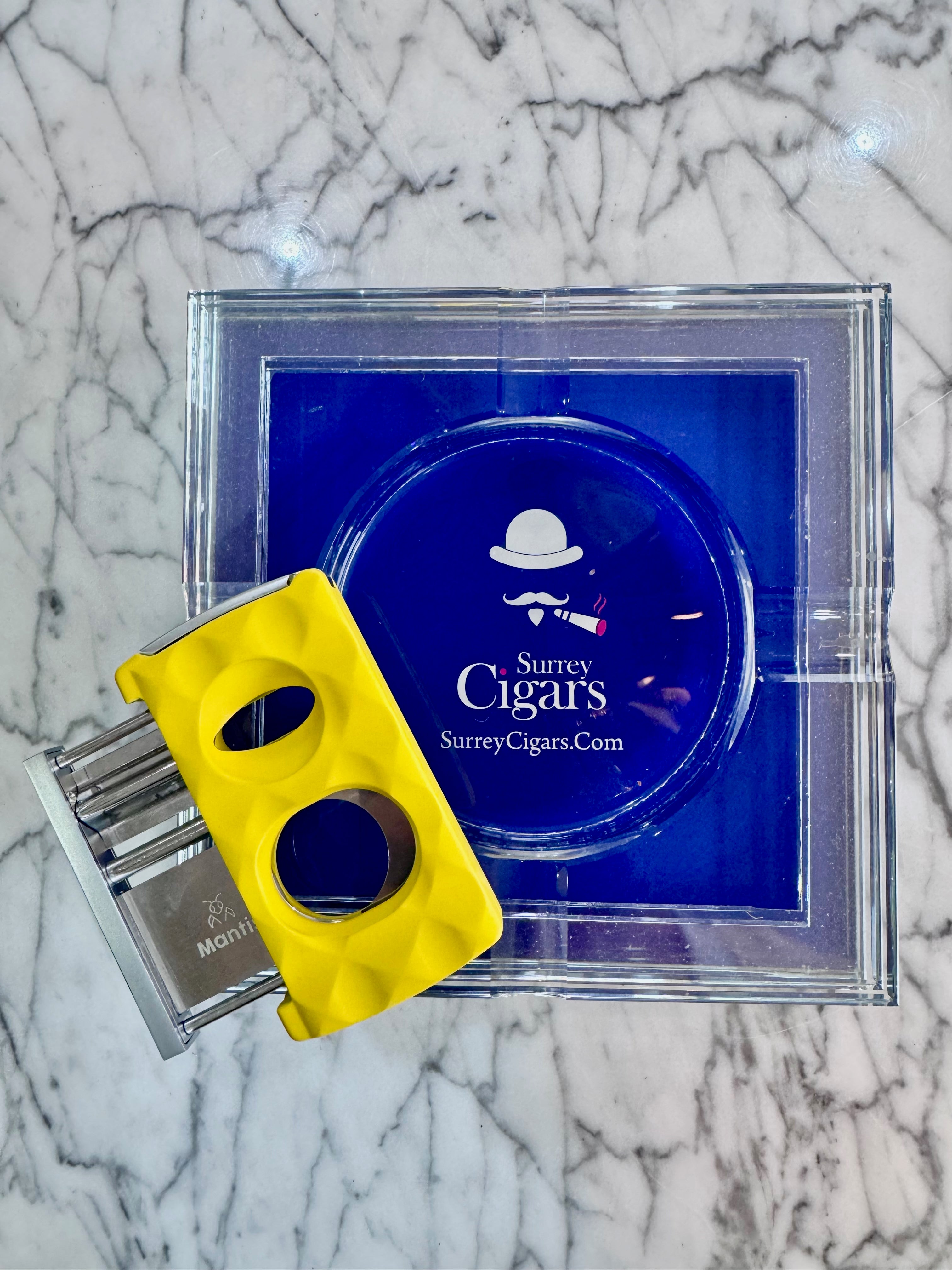 Mantis - Universal - 3 X Cigar Cutter - Straight Cut +  V-Cut + Punch Cutter in Yellow