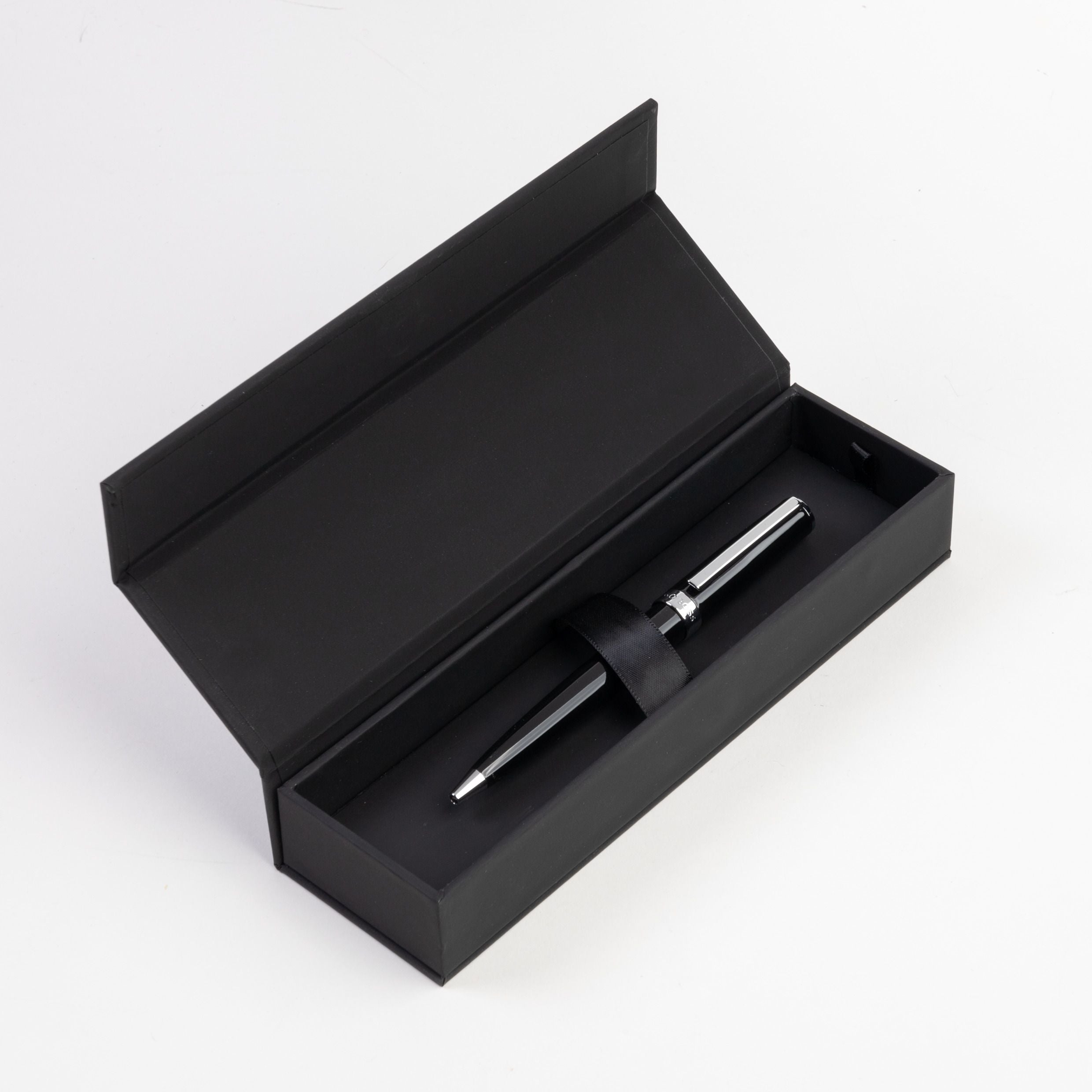 Hugo Boss Gear Icon Black Ballpoint Pen