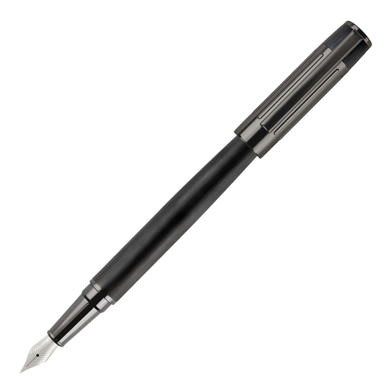 Hugo Boss Gear Ribs Fountain Pen Black