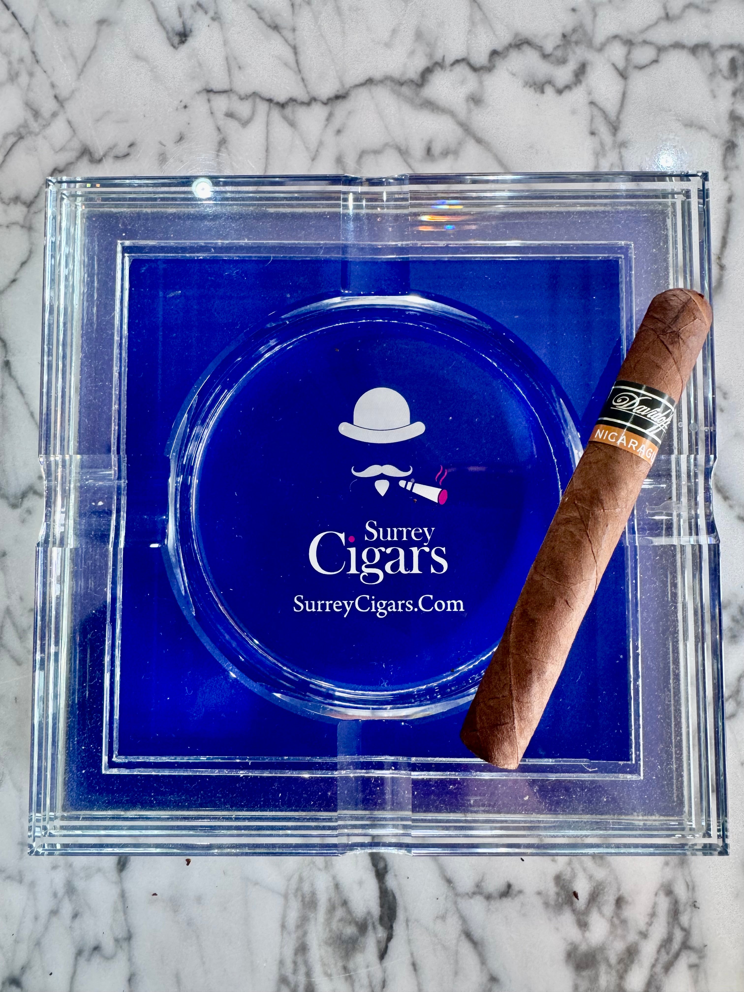 Davidoff Primeros Nicaragua Petit Panetela. Tin of 6 Cigars