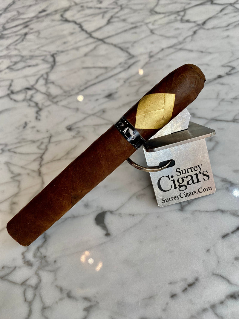 Cavalier Geneve Black Series II Toro