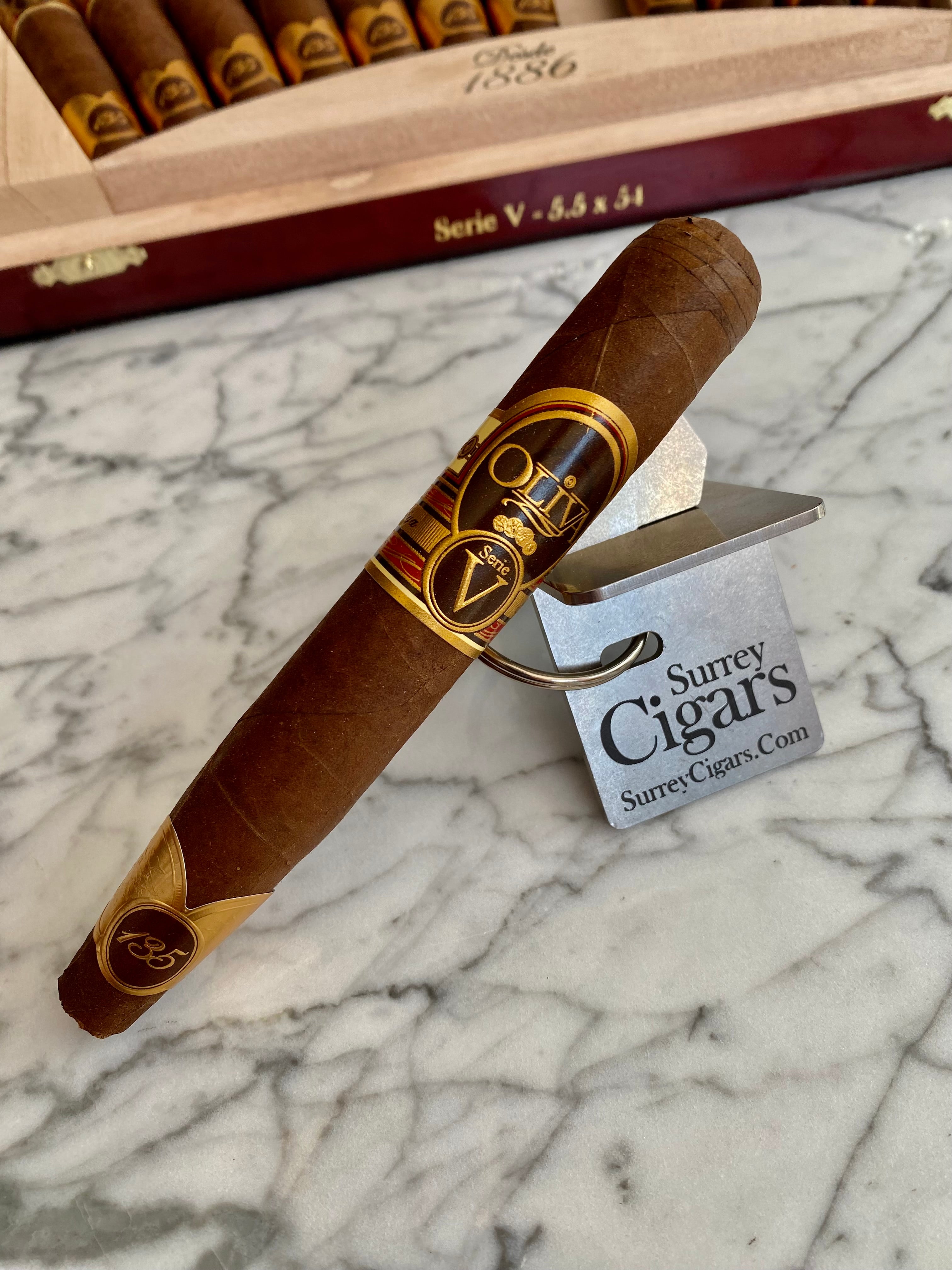 Oliva 135 Aniversario Serie V Edicion Real  Limited Edition Only 3000 boxes