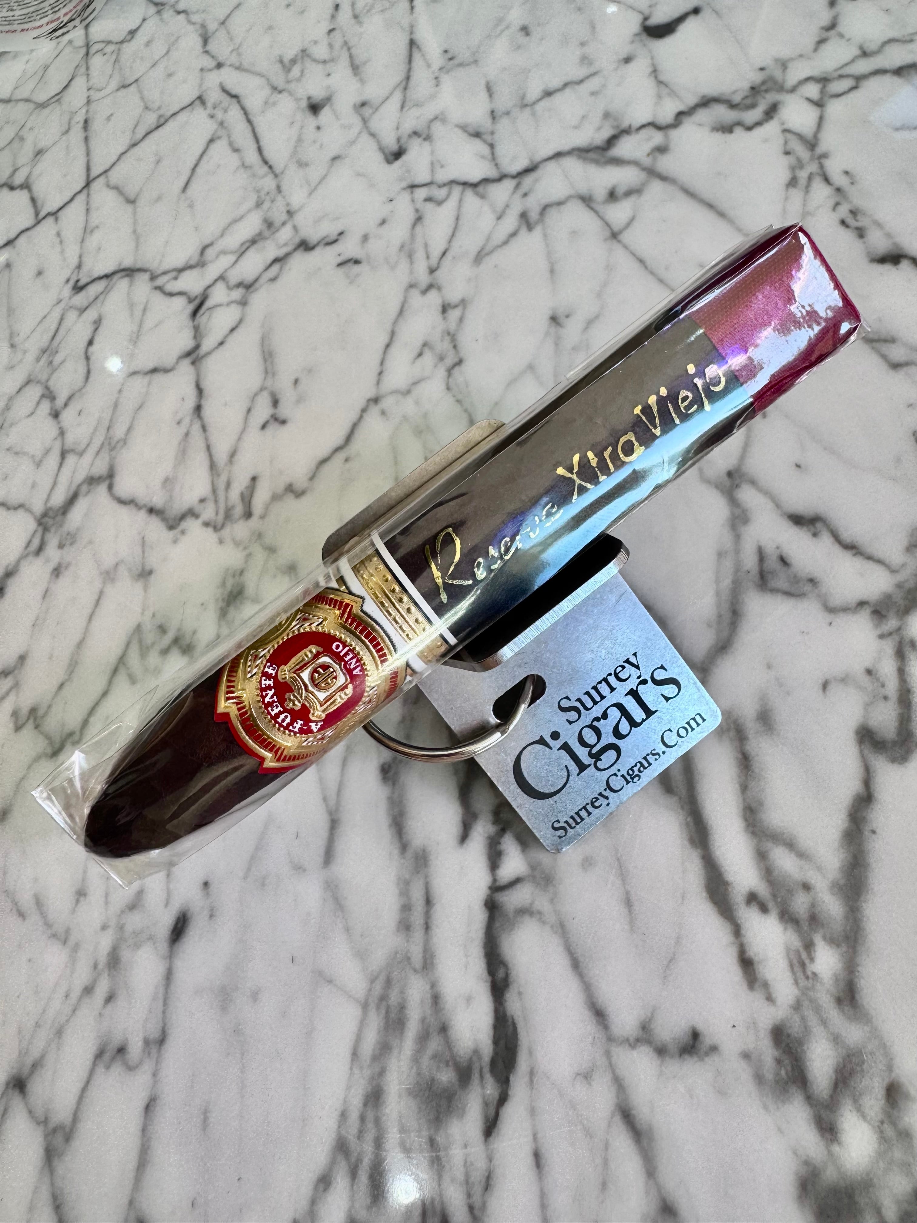 Arturo Fuente - Añejo Reserva Xtra Viejo Limitada No. 77 Shark Maduro