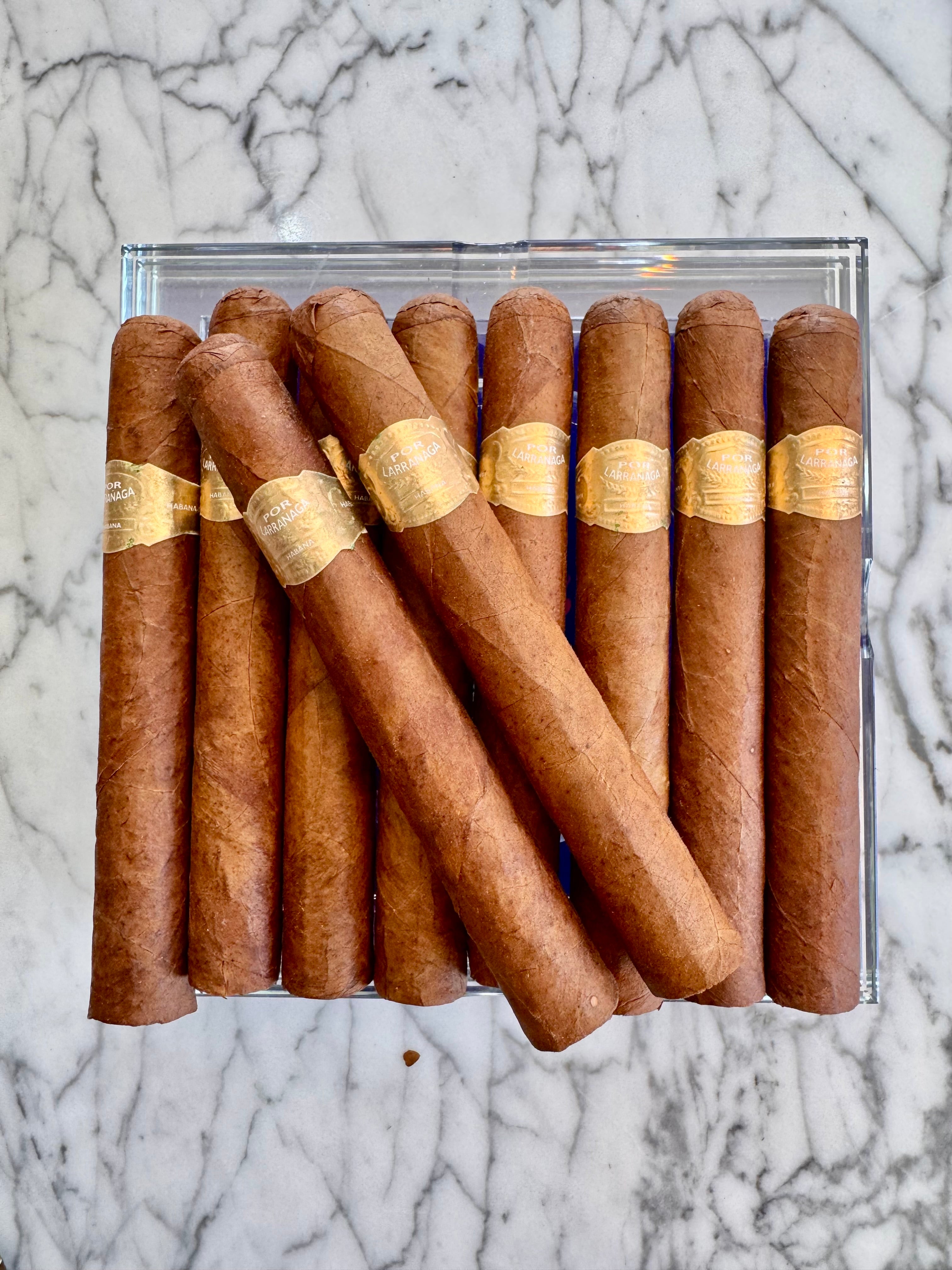 Por Larranaga Petit Coronas