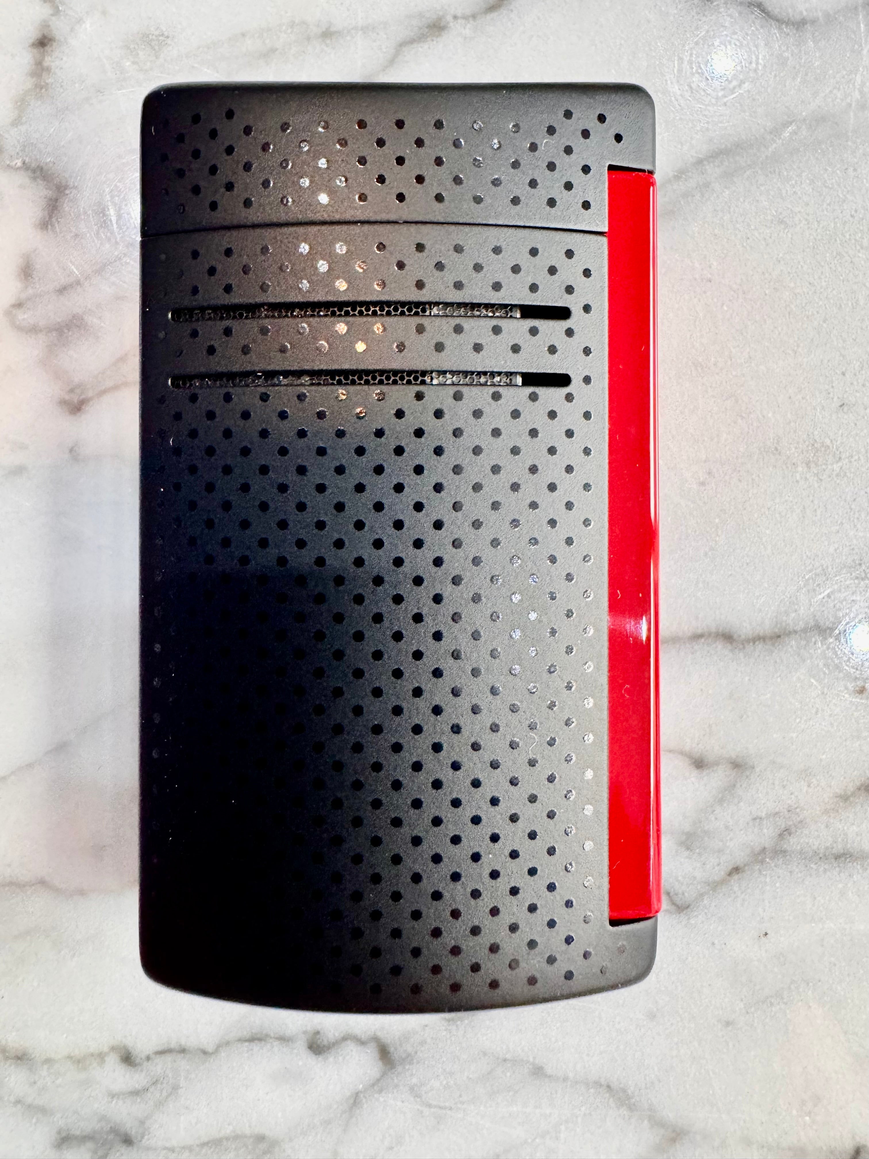 S.T. Dupont Maxijet Cigar lighter (Matt Black and Red)