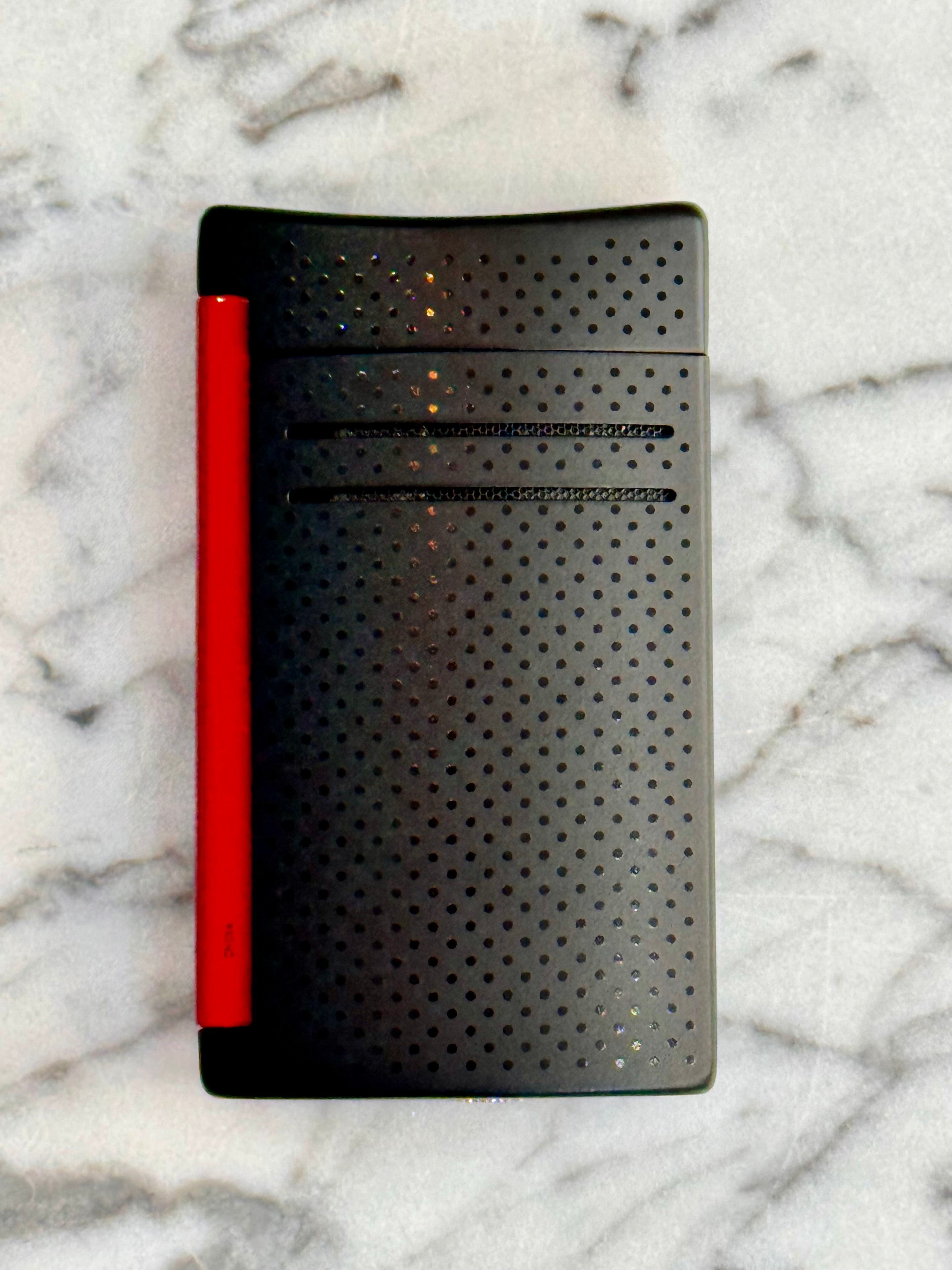 S.T. Dupont Maxijet Cigar lighter (Matt Black and Red)