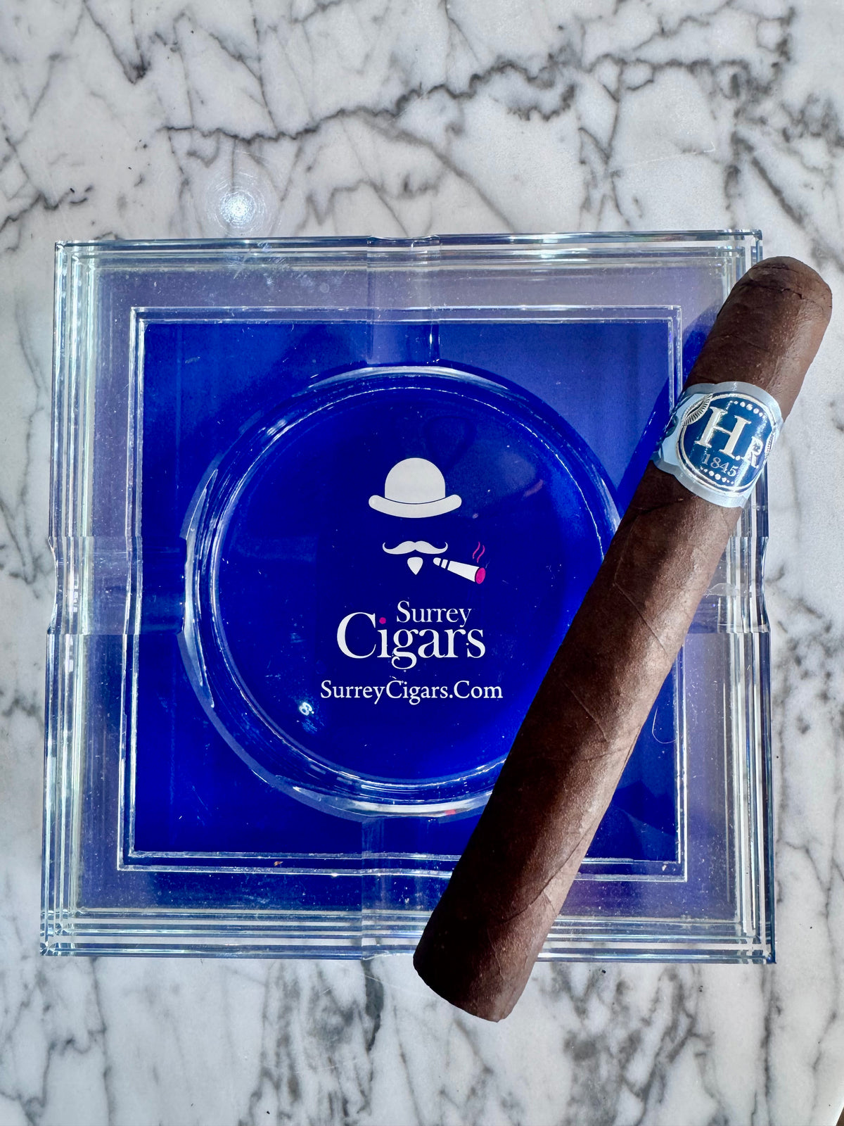 HR Blue Line Toro - by Hirochi Robaina  (NEW)