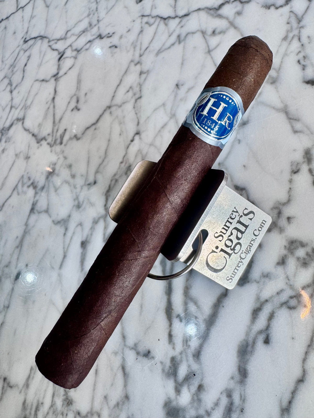 HR Blue Line Toro - by Hirochi Robaina  (NEW)