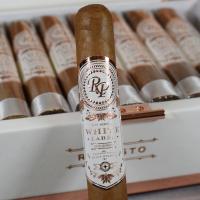 Rocky Patel White Label Robusto