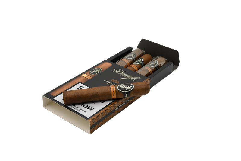 Davidoff Nicaragua Toro Cello Cigar