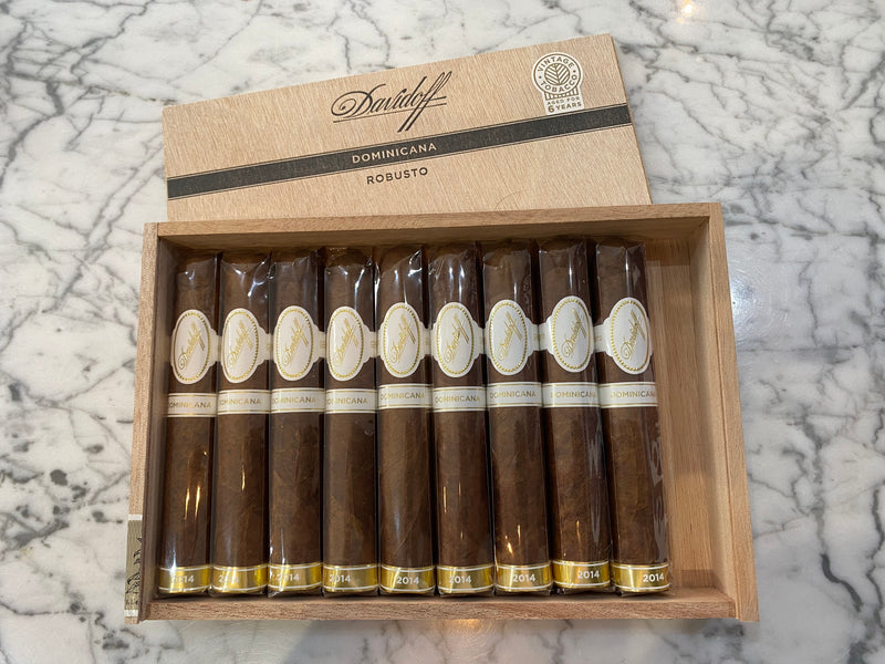 Davidoff Dominicana Robusto (2014 Vintage)