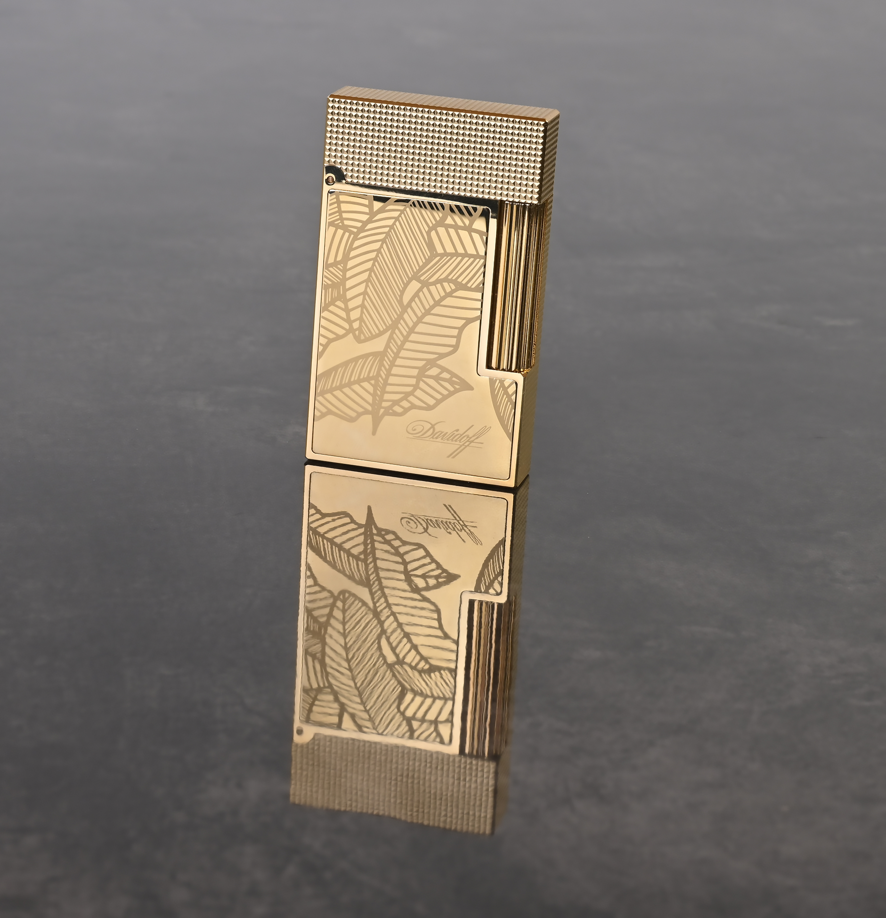 Davidoff Prestige Lighter (Gold) - The Leaves Limited Edition (No. 023/250)